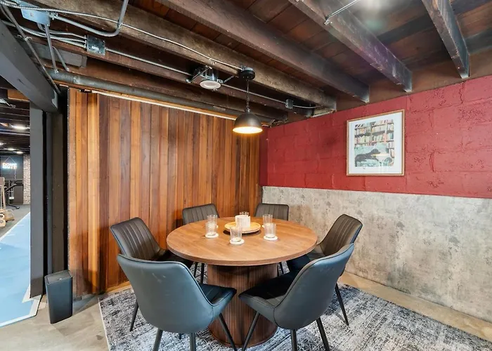 Portage Park, Jacuzzi, Movie Theater, Games & Arcade Ferienhaus *